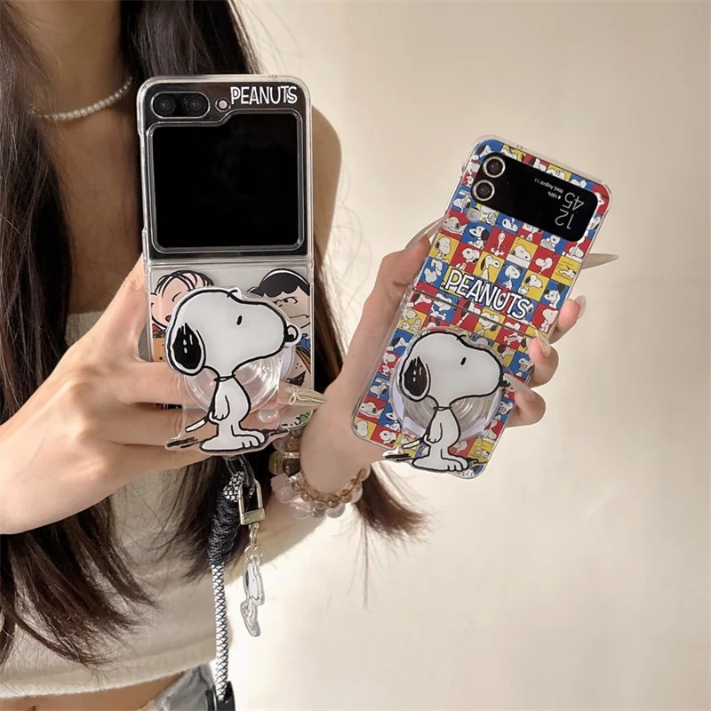 

Cute Snoopy Charlie Brown Folding Magsafe Wireless Charge Case For Samsung ZFlip 3 4 5 6 7 ZFlip6 Funny Snoopy Magnetic Holder