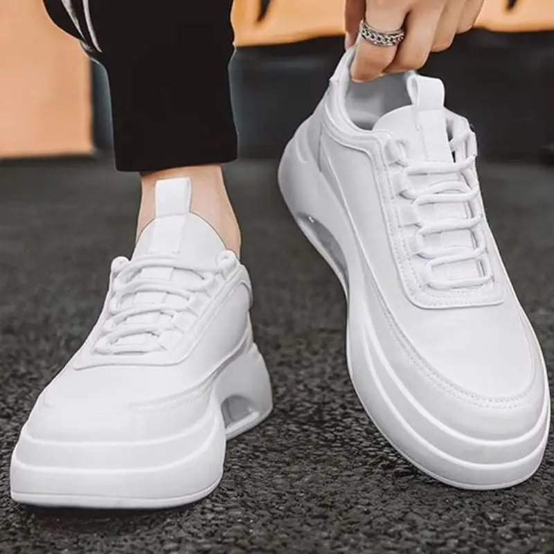 حذاء رجالي منصة في الهواء الطلق الرجال أحذية رياضية كاجوال موضة احذية الجري البيضاء تنفس الذكور حذاء رياضي خفيف المشي أحذية التنس