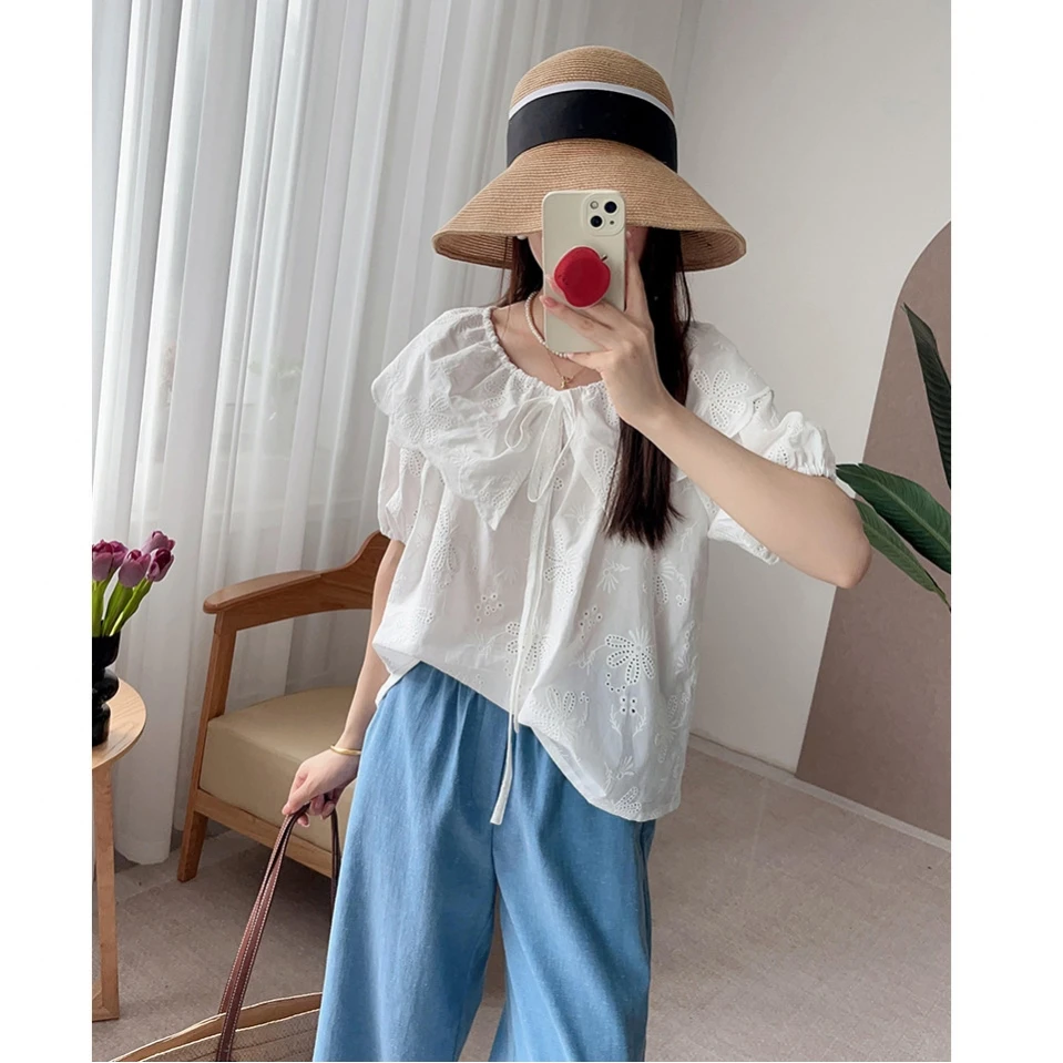 

MICOAT Summer 25 Embroidered Hollow out Collar One oulder irt Women's Loose Bubble Sve ort Sve round Ne Blouse