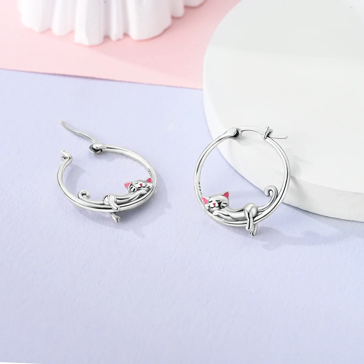 Cute 925 Sterling Silver Pink Ears Small Lazy Big Circle Cat Earrings Women\'s Pet Party Creative Jewelry Accessories