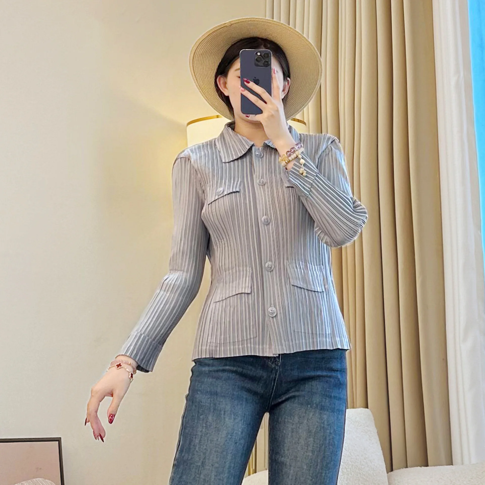 Camicia autunnale Miyake Nuova giacca a pieghe da donna Camicia di nicchia dal design monopetto da donna Top corto con temperamento