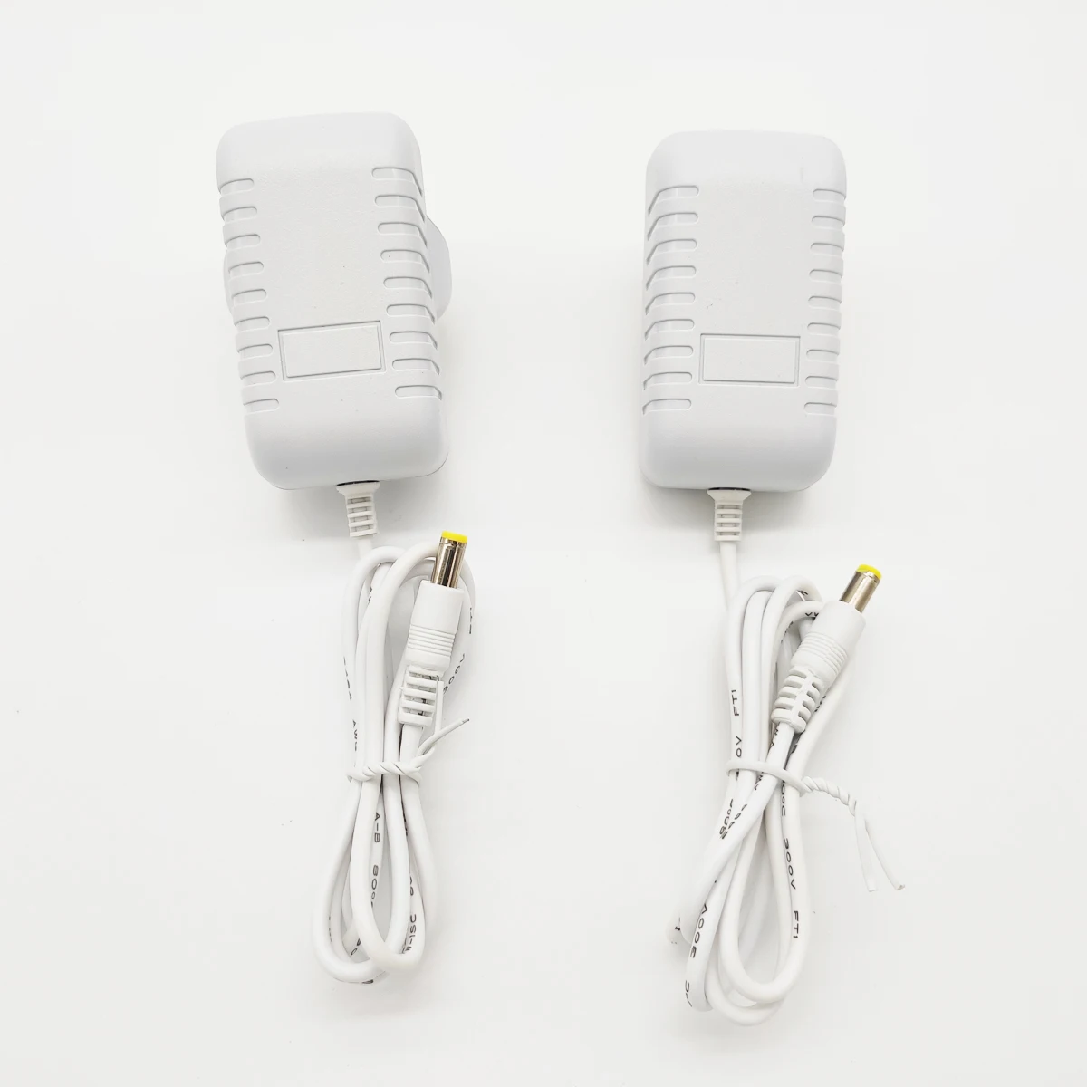 Power Supply Adapter White EU/UK/US/AU 1A 2A 3A Transformer Charger for 220V AC to 12v DC Plastic LED Driver For LED Strip Light