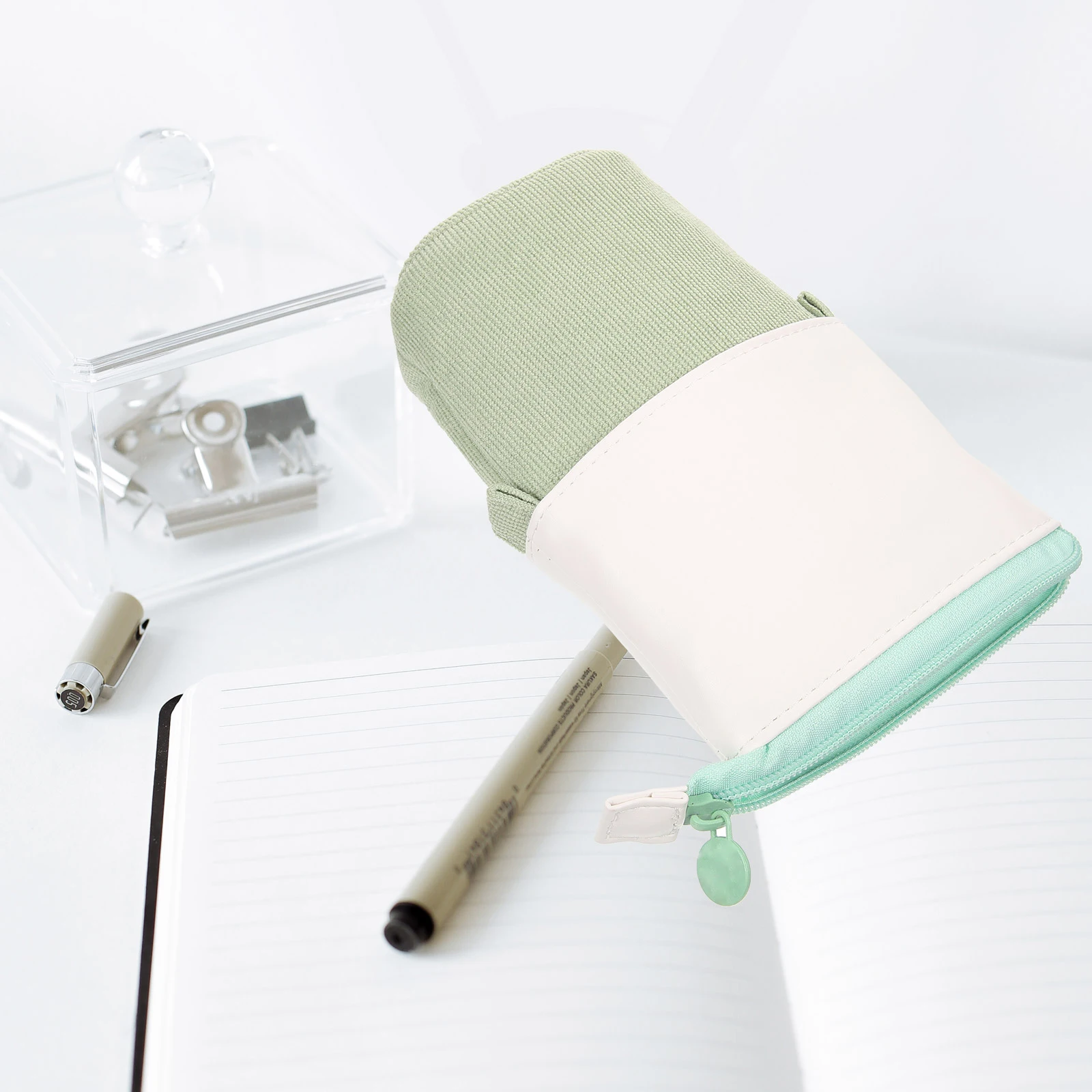 

Corduroy Pen Bag Pencil Pouch Portable Stationery Holder Bags Pouches for School Big Cases Students