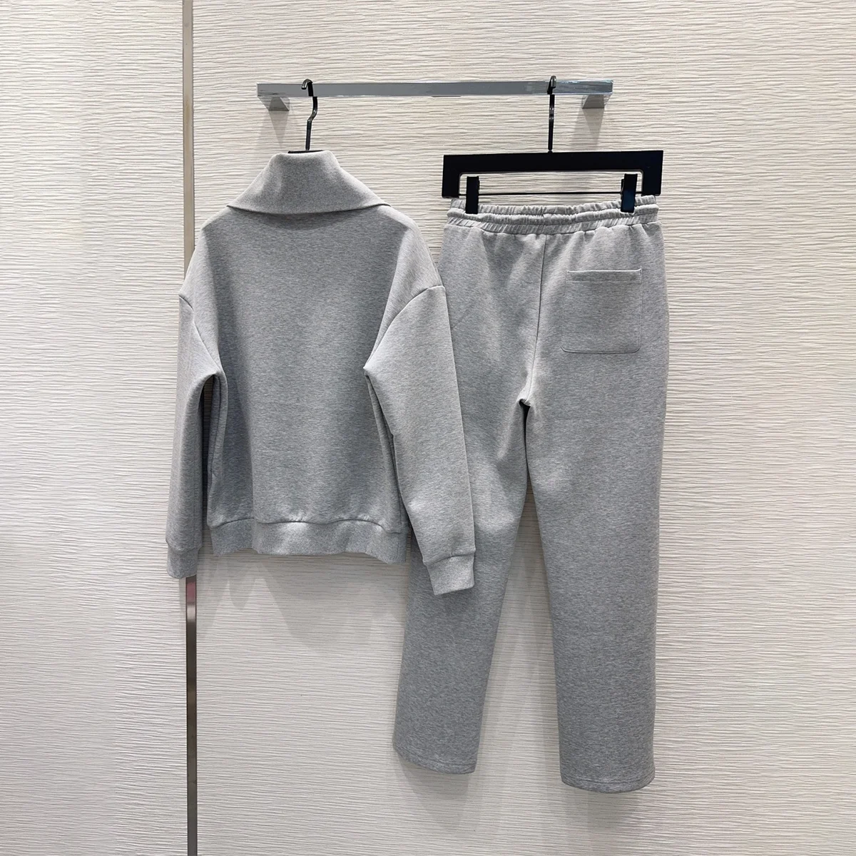 2026 High Quality Women's Half Zipper Collar Hoodie Set--2691117