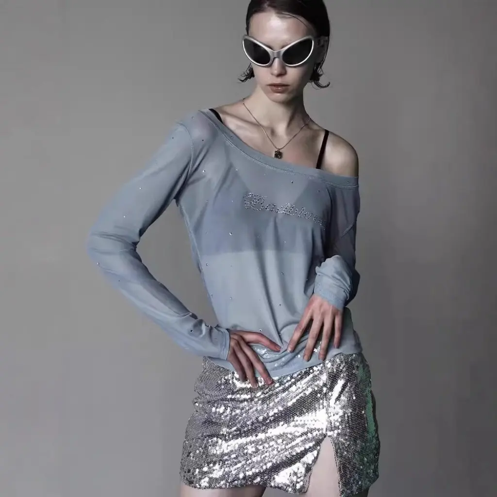 

Women's Off-Shoulder Long-Sleeved T-Shirt Slim Fit Diamond Detail Base Shirt Top Sexy Hot Girl Summer Fashion