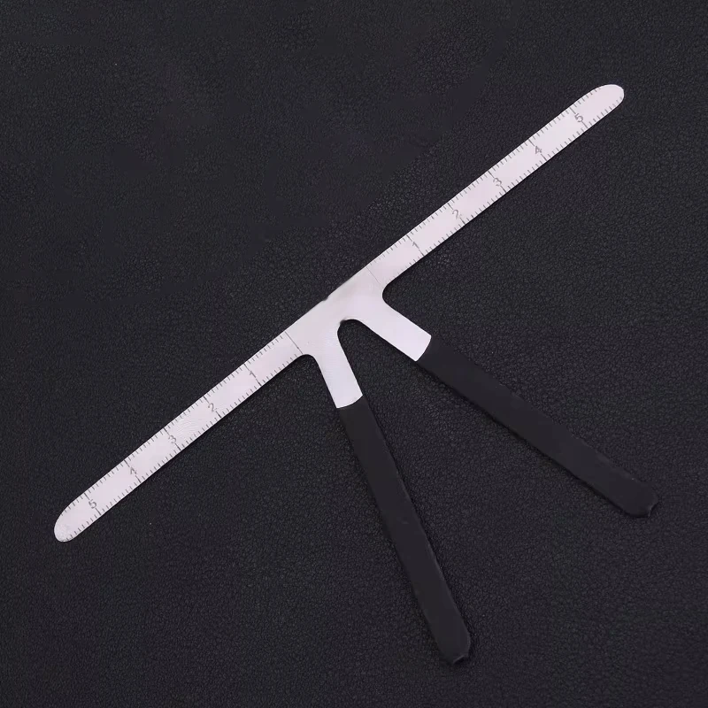 Triangular Stainless Steel Alignment Ruler for Eyebrow Shaping with Three-Point Balance