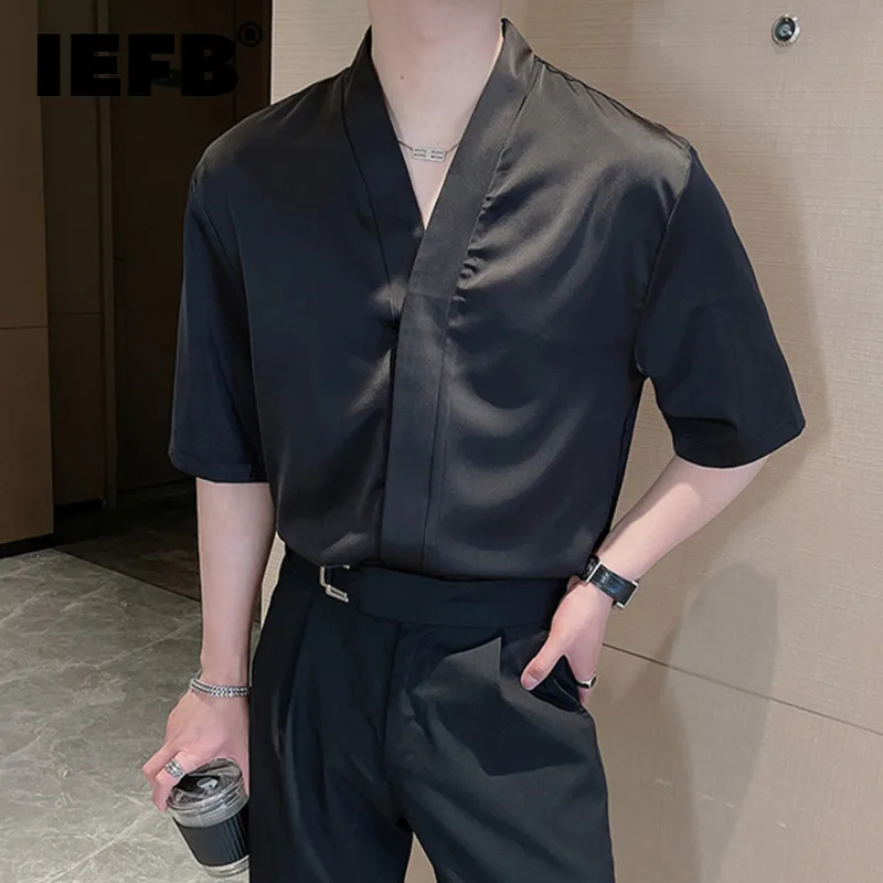 

IEFB Men's Short Sleeve Shirt 2024 Summer New V-neck Solid Color Fashion Casual Male Top Loose Shirts Temperament Tops 9C5655