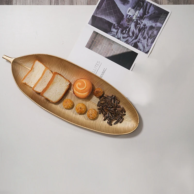 A88X plateau décoratif nordique feuilles d'or forme plateau de service palette de bijoux plat de collation de fruits organisateur de rangement de Table (petit)