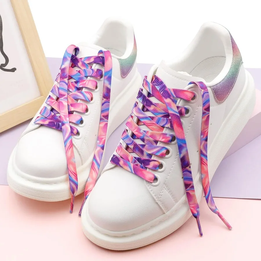 أربطة أحذية مسطحة متدرجة: أحذية رياضية مطبوعة ملونة 2 ص