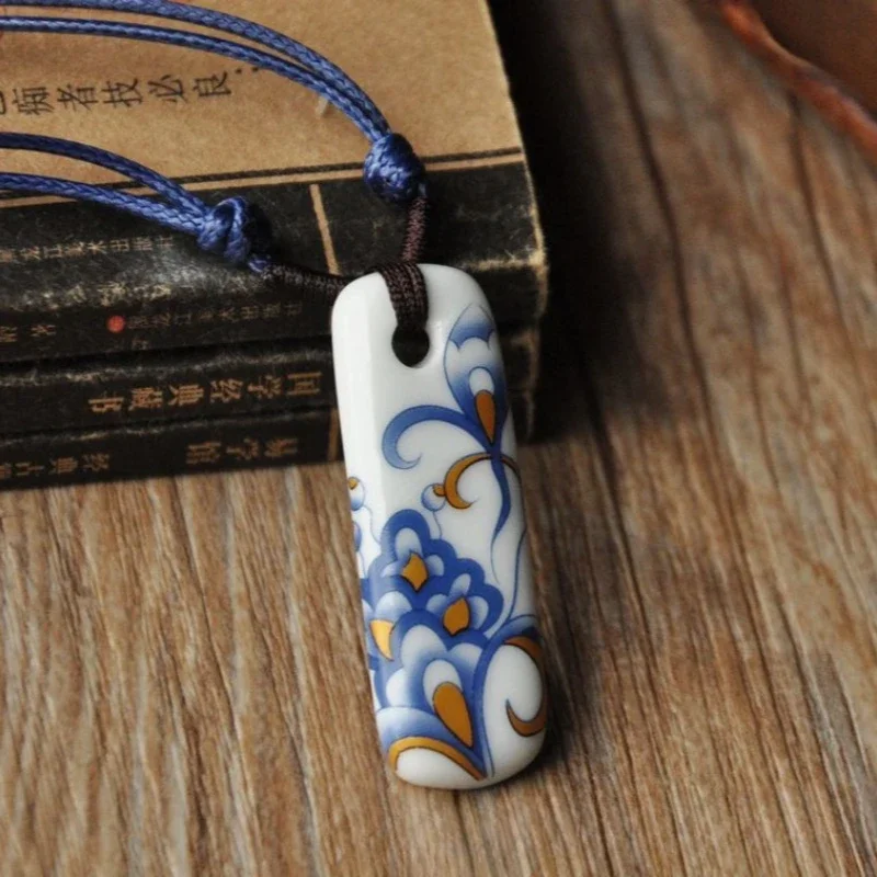 Blue and White Porcelain Butterfly Print Lovers Same Style Sweater Chain for Winter Vintage Chinese Jewelry Women Men for Gift