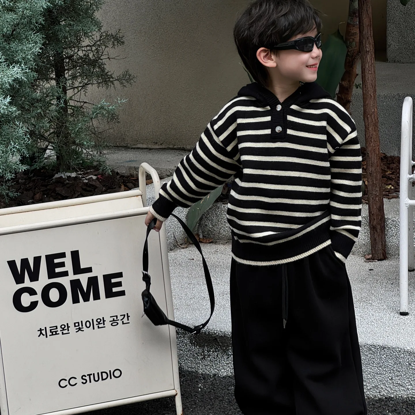 

Children Clothes Kids Casual Hooded Sweater 2025 Winter New Korean Style Thickened Loose Striped Pullover Kids Casual Sweater