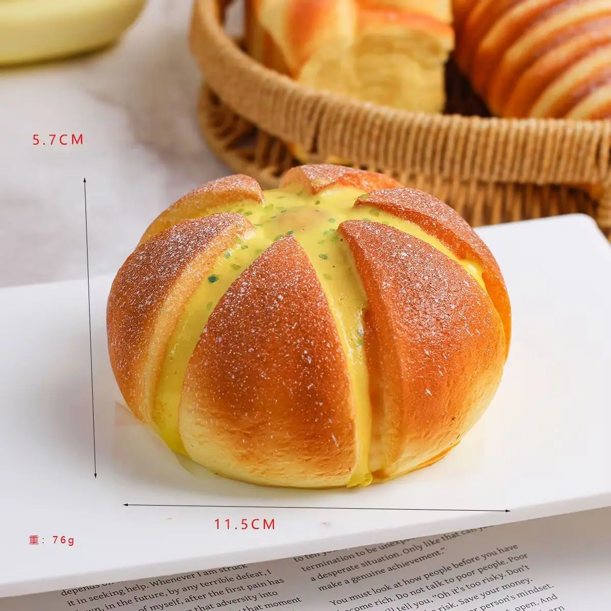 1PCS Cartoon Brood Decompressie Model Slow Rebound Pinch Kokosbrood Woondecoratie Ornament Soft Touch Brood Prop