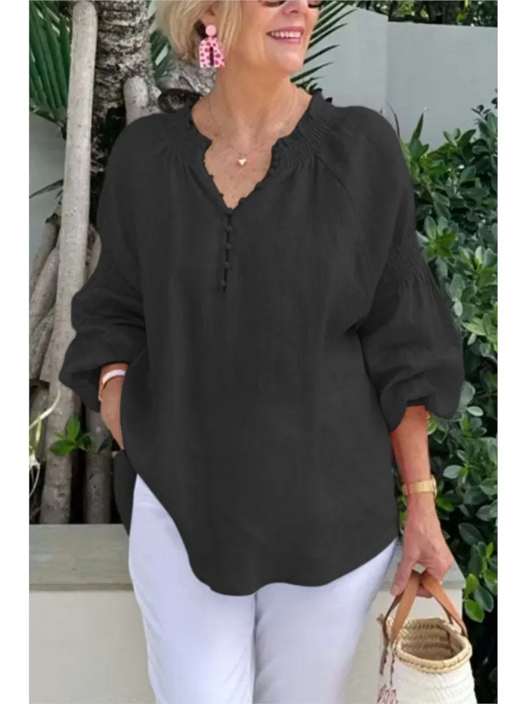 แฟชั่นผ้าฝ้ายลินินสีทึบเสื้อหลวมสำหรับฤดูใบไม้ผลิฤดูร้อนผู้หญิงลำลองหลวมคอวีปุ่มแขนยาว