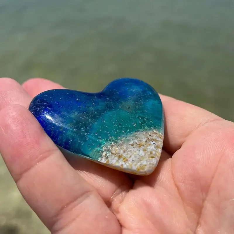 Sea Beach Glass Souvenir Heart Shaped Ornaments Romantic Blue Crystal Glass Heart For Someone You Love