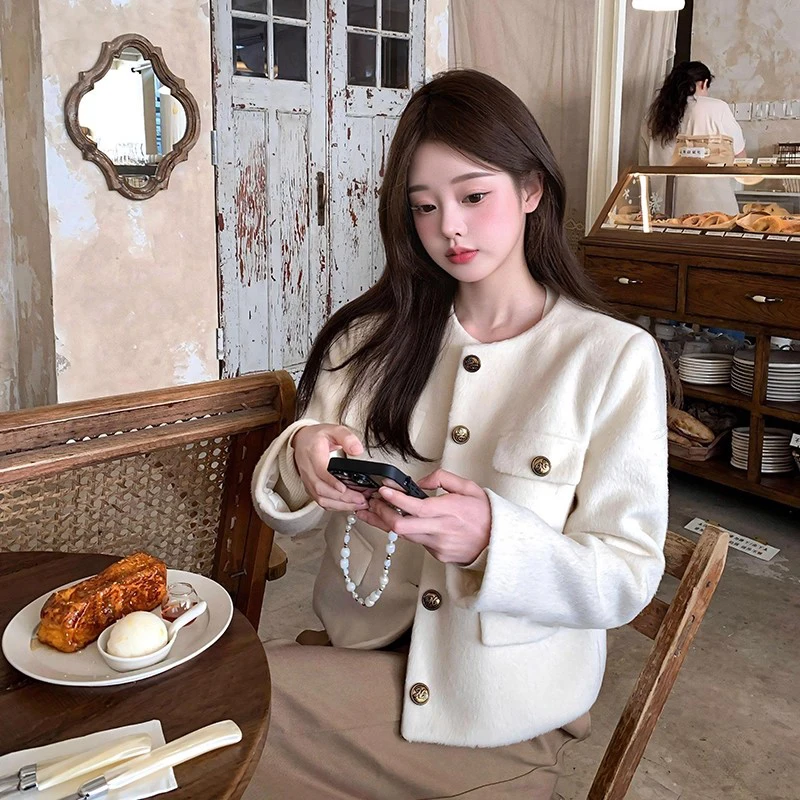 Eleganckie, krótkie płaszcze w stylu francuskim dla kobiet, jesienno-zimowe, zapinane na guziki, z długim rękawem, codzienne kurtki z okrągłym dekoltem, uniwersalne, modne bluzki do biura.