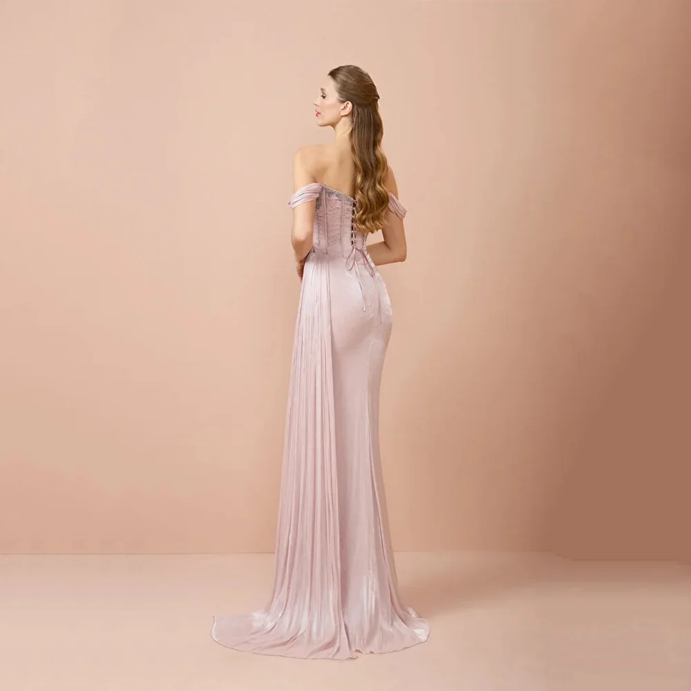 DRESS FORU ชุดราตรีสีชมพูหรูหรา ผ้าทาฟตา ยาวกรอมพื้น คอวี ชุดราตรีงานพรอม ประดับด้วยลูกปัด ชุดราตรีสั่งตัดได้