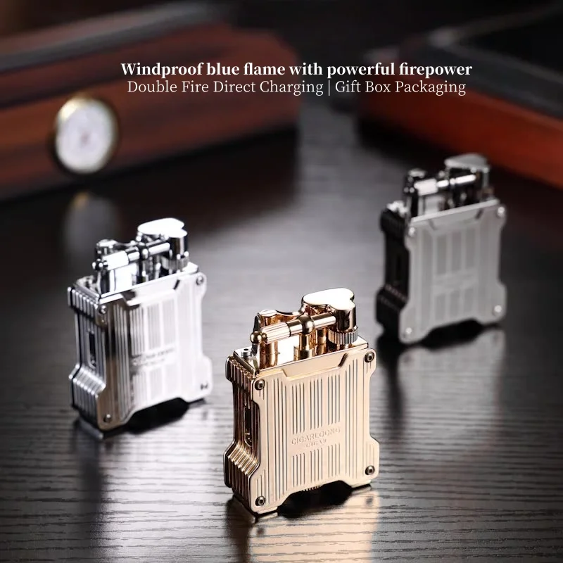 

Портативная металлическая зажигалка, оснащенная жаростойкой пламенной насадкой и прозрачным топливным окном, демонстрирующая мужскую подвеску