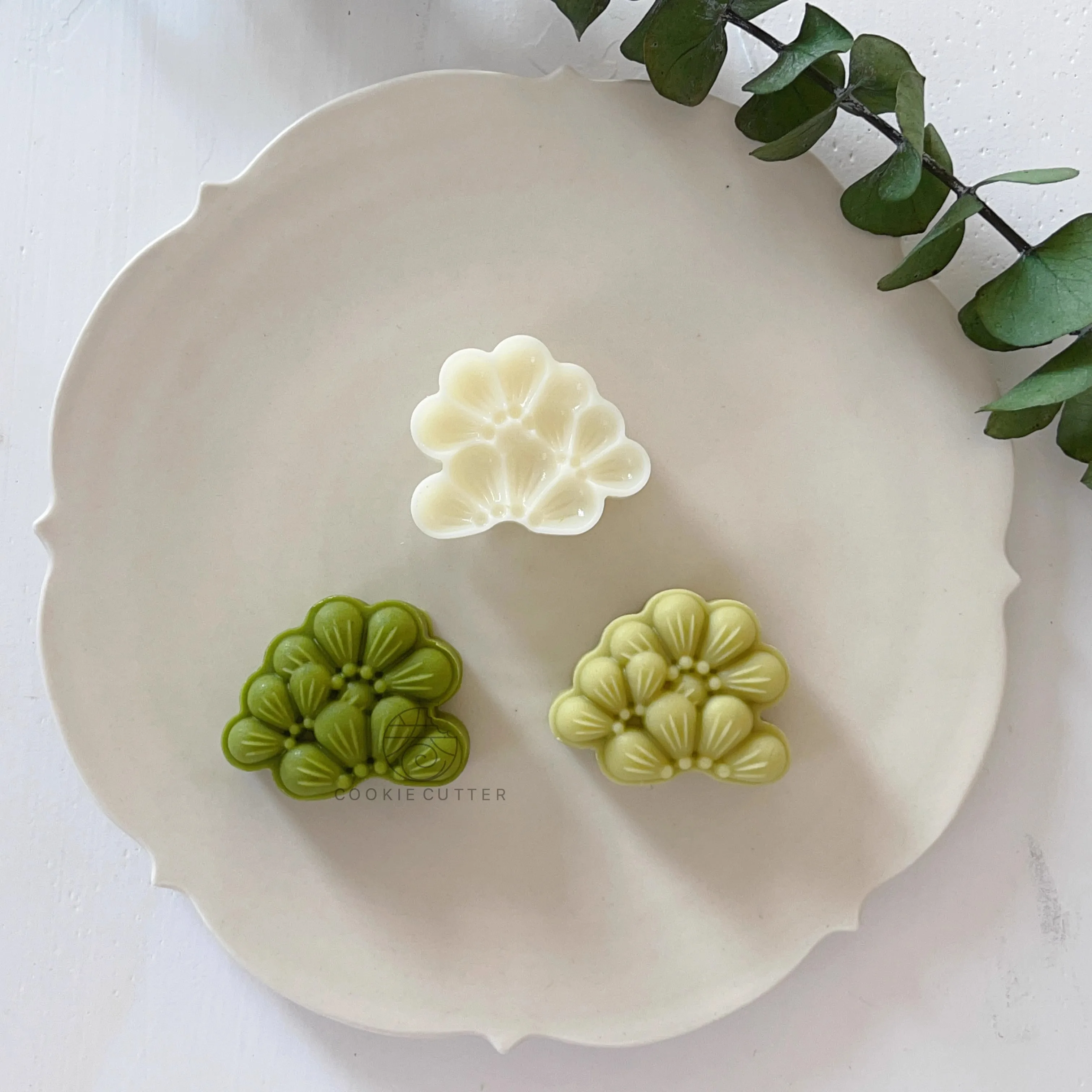 30g Creative Mooncake Presses Mould Pine Needle Botany Pattern Mini Cookie Pastry Stamp Homemade DIY Household Kitchen Utensils