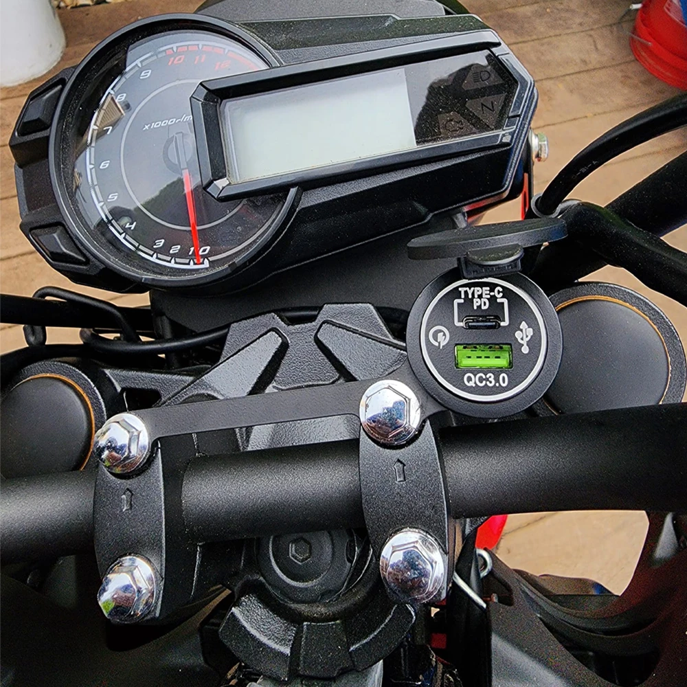 Dual USB Kit Porta Carregador Rápido, Fit para Kawasaki Z125 PRO 2017-2024