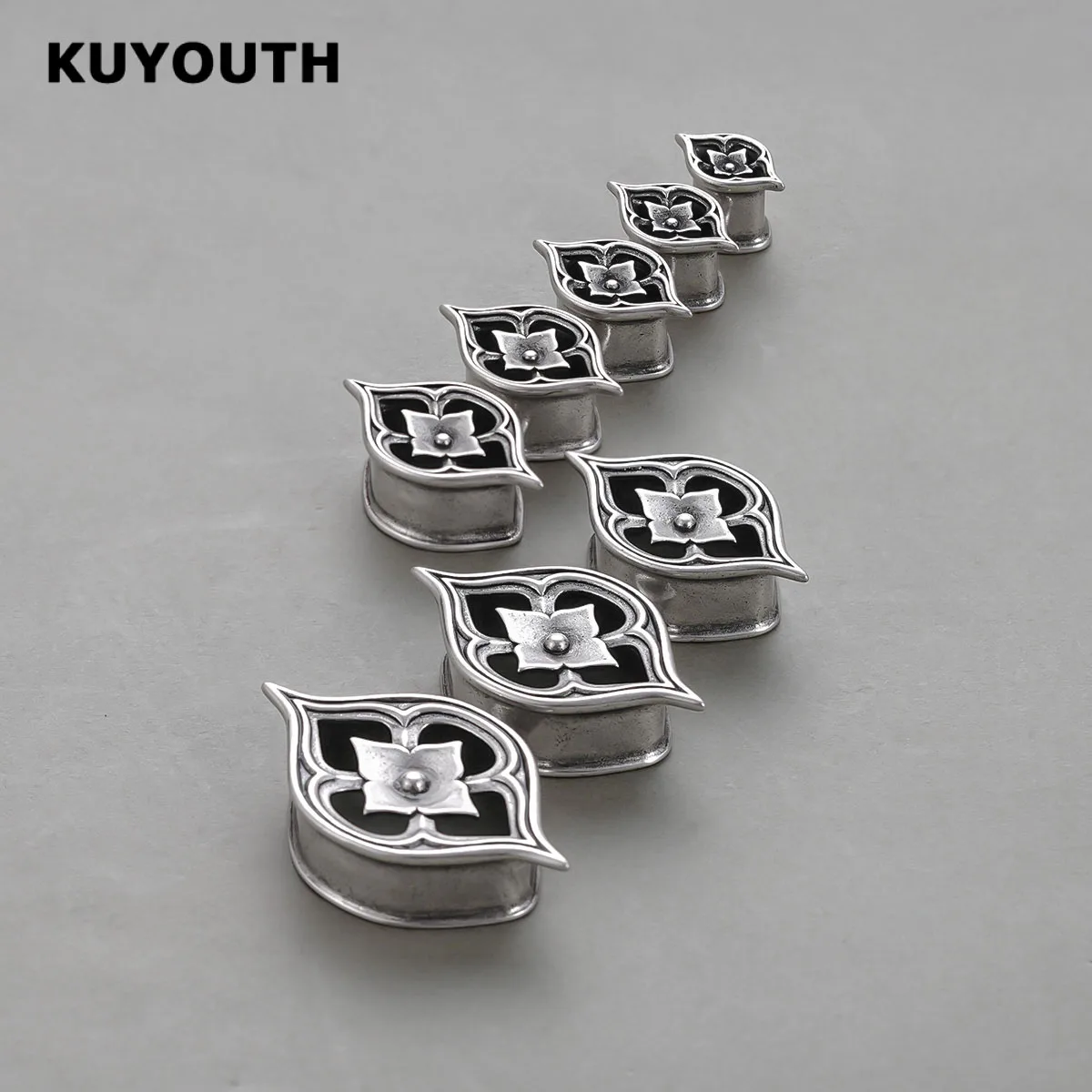 KUYOUTH Vintage Lotusblüten-Ohrstöpsel, Hohle Ohrdehner, Piercing-Schmuck für Dehnbare Ohren – Detail 1