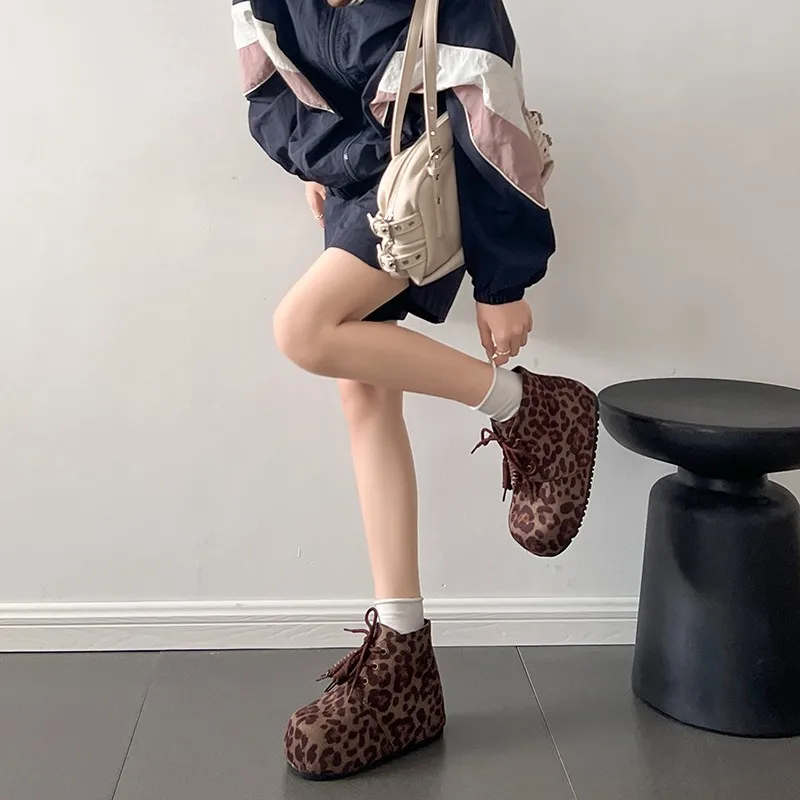 أحذية كبيرة ريترو جديدة لعام 2025 أحذية نسائية متعددة الاستخدامات #5