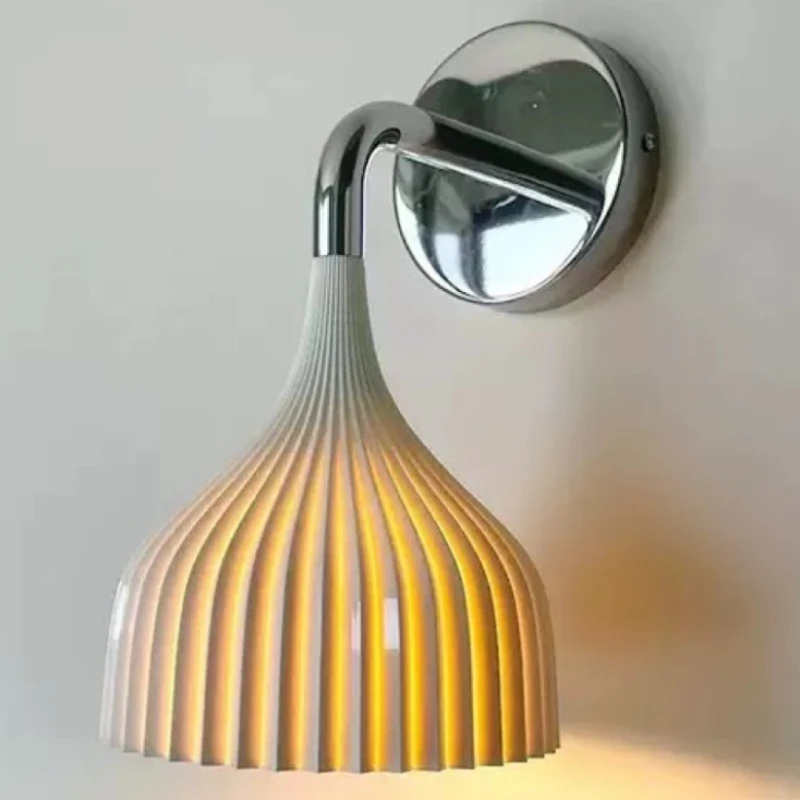 French Cream Style Plastic Wall Lamps for Bedroom Dormitory Ambiance Lights for Room Semicircle Embossed Indoor Fixtures Elegant