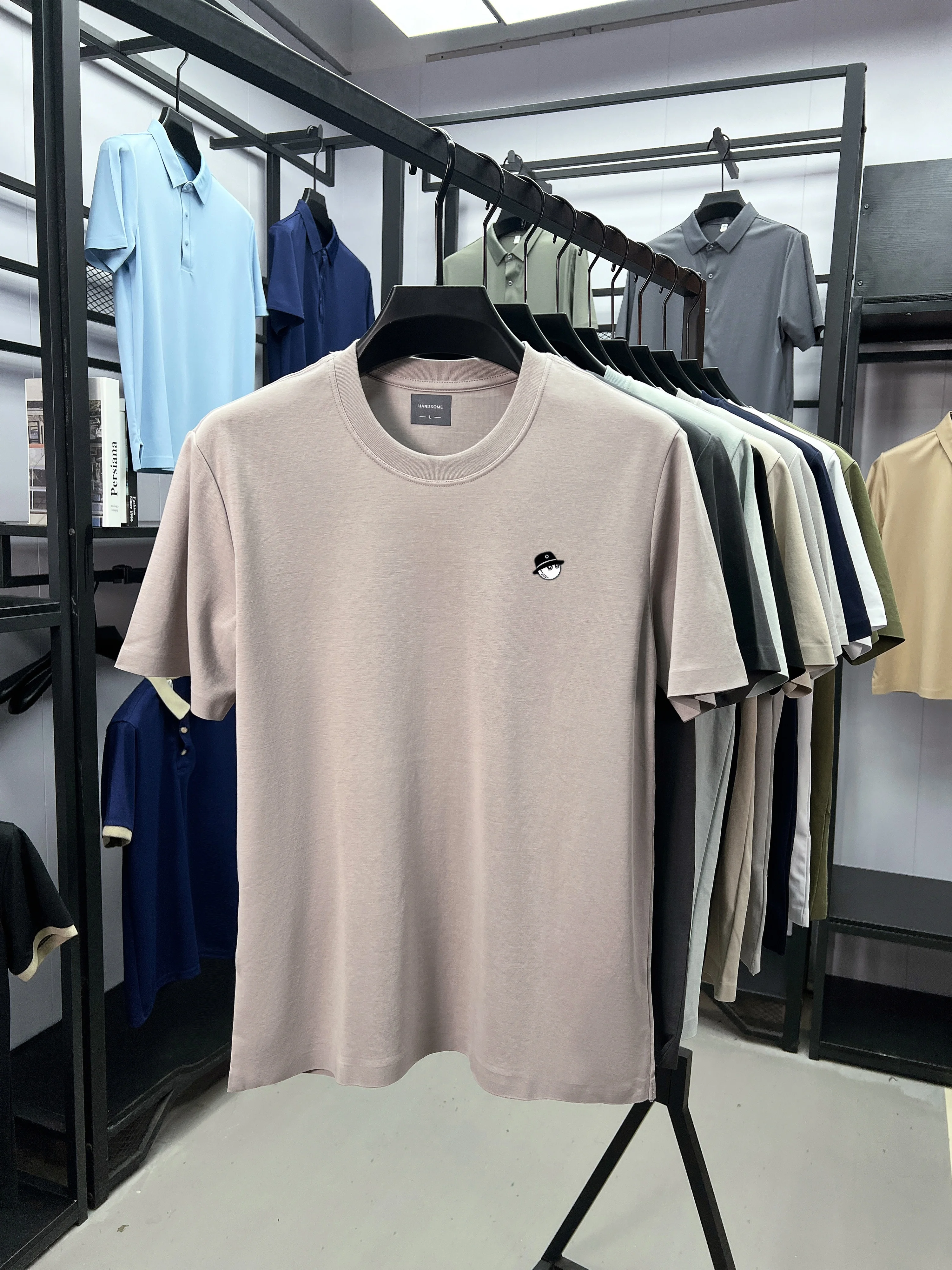 Sommerliches, modisches, besticktes Oberteil für Herren, Rundhalsausschnitt, Kurzarm-T-Shirt, weich, bequem, alltagstauglich, sportlich, vielseitig. – Detail 10