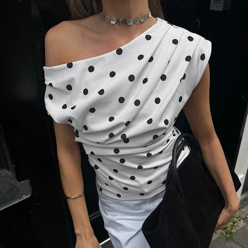 

TARUXY Slanted Collar Fashion T-shirt Women's Bat Short Sleeve Polka Dot Print Slim 2025 Summer Office Lady Pullover Top Ruched