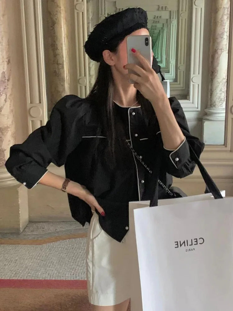 韓国風レディースゆったりバブルスリーブ、ラウンドネック、配色切り替え、ハイファッションセンセーション、シックなコート風スリーブ、ブラック