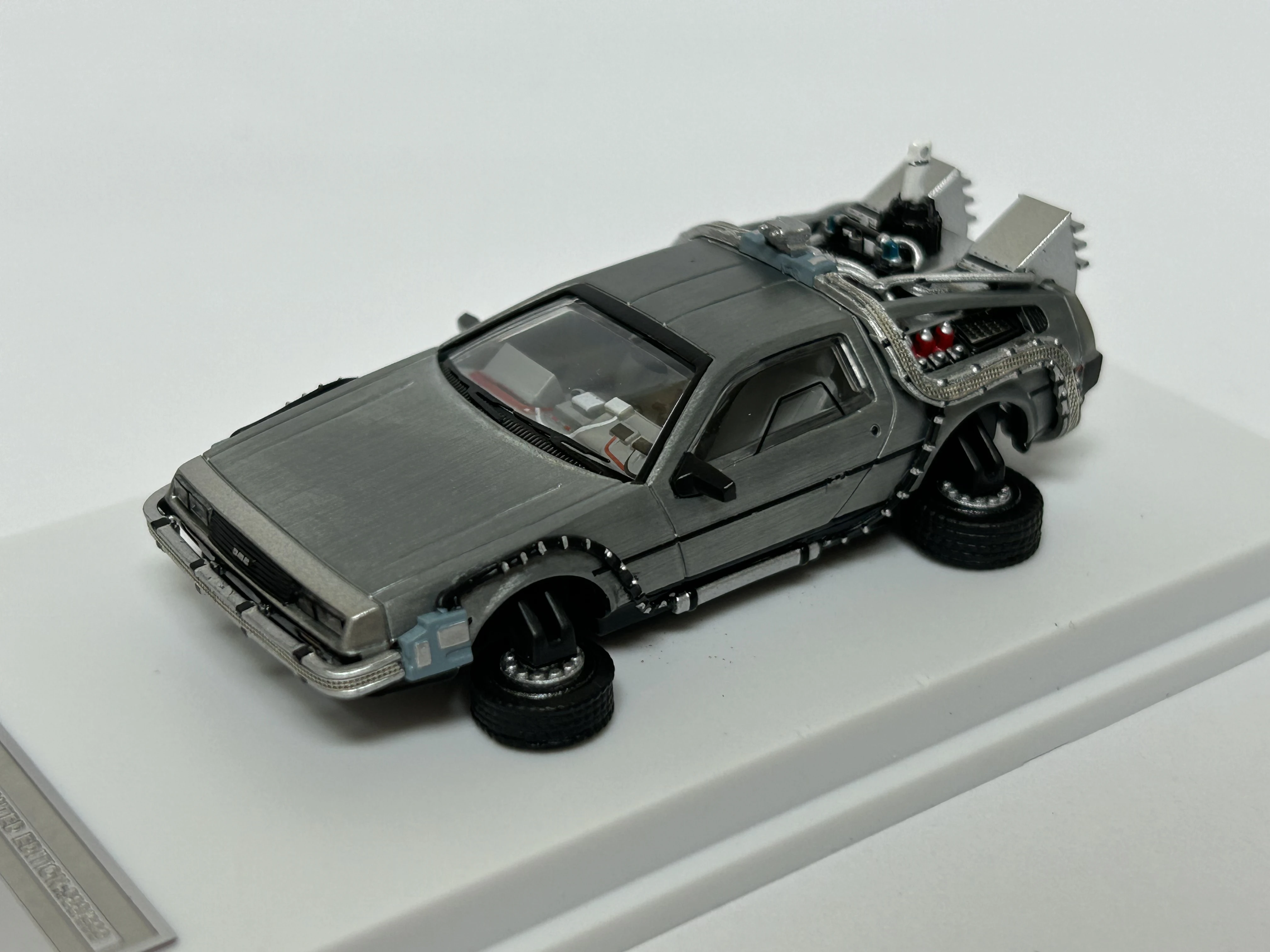 New Alloy  MJ Model 1/64 DeLorean Time Machine Back To The Future Alloy Model Cars For Collection