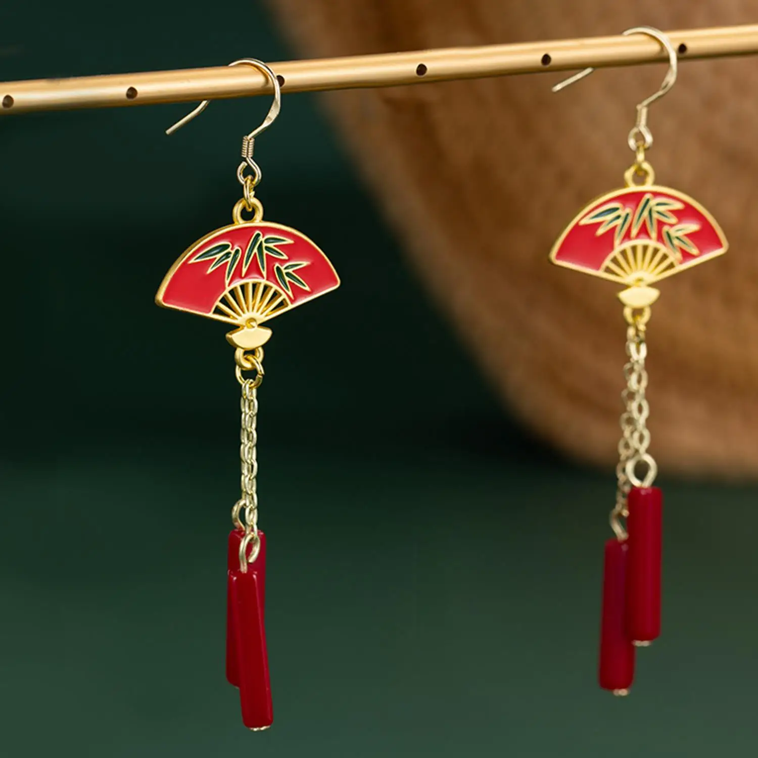 

Retro Red Fan Shaped Earrings For Women Traditional Chinese New Year Drop Earring Spring Festival Jewelry Creative Gifts 2025