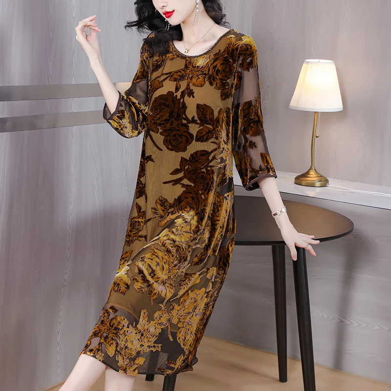 

2023 New Silk Velvet Long Sleeve Flocking Dress Women's O-Neck Loose Large Vintage Burnt Flower Fashionable Knee Length Skirt