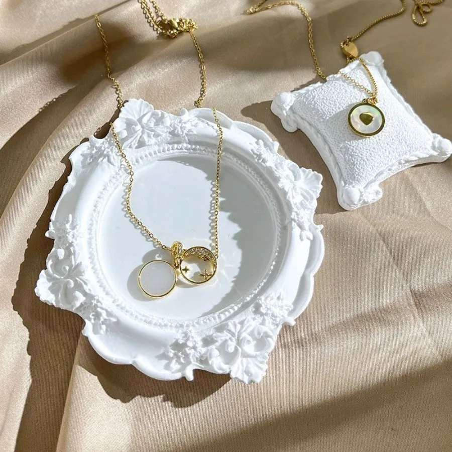 Minimalist Jewelry Display Stand Creative Plaster Tray Organizer Holder for Earrings Rings Photo Jewelry Organizer  Display Tray