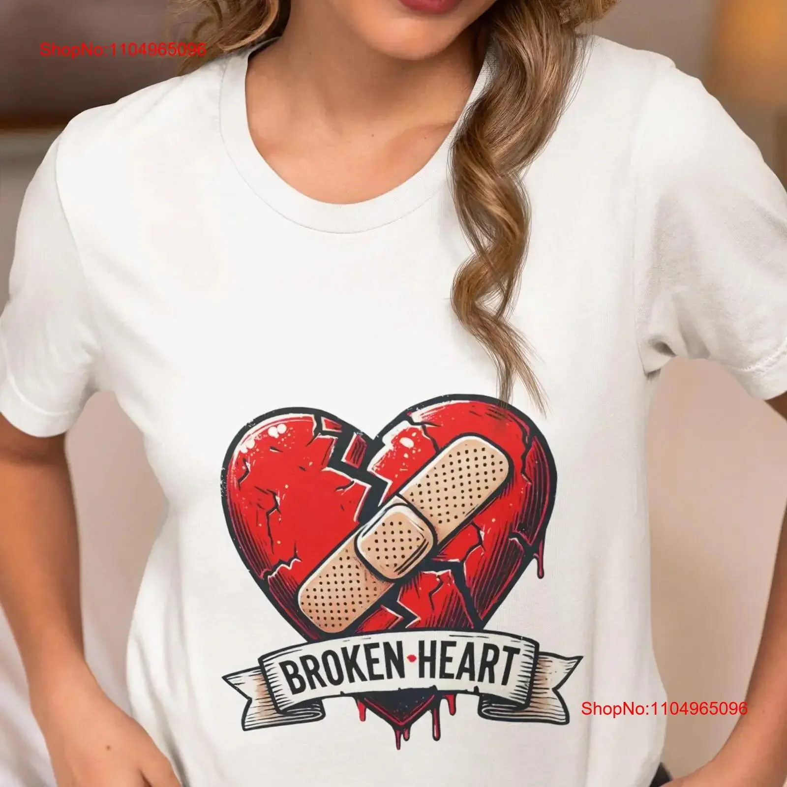 

Новинка с разбитым сердцем, футболка с повязкой для разбития сердца, любовь, исцеление, День святого Валентина, эмоциональная верхняя одежда, винтажная стираная одежда
