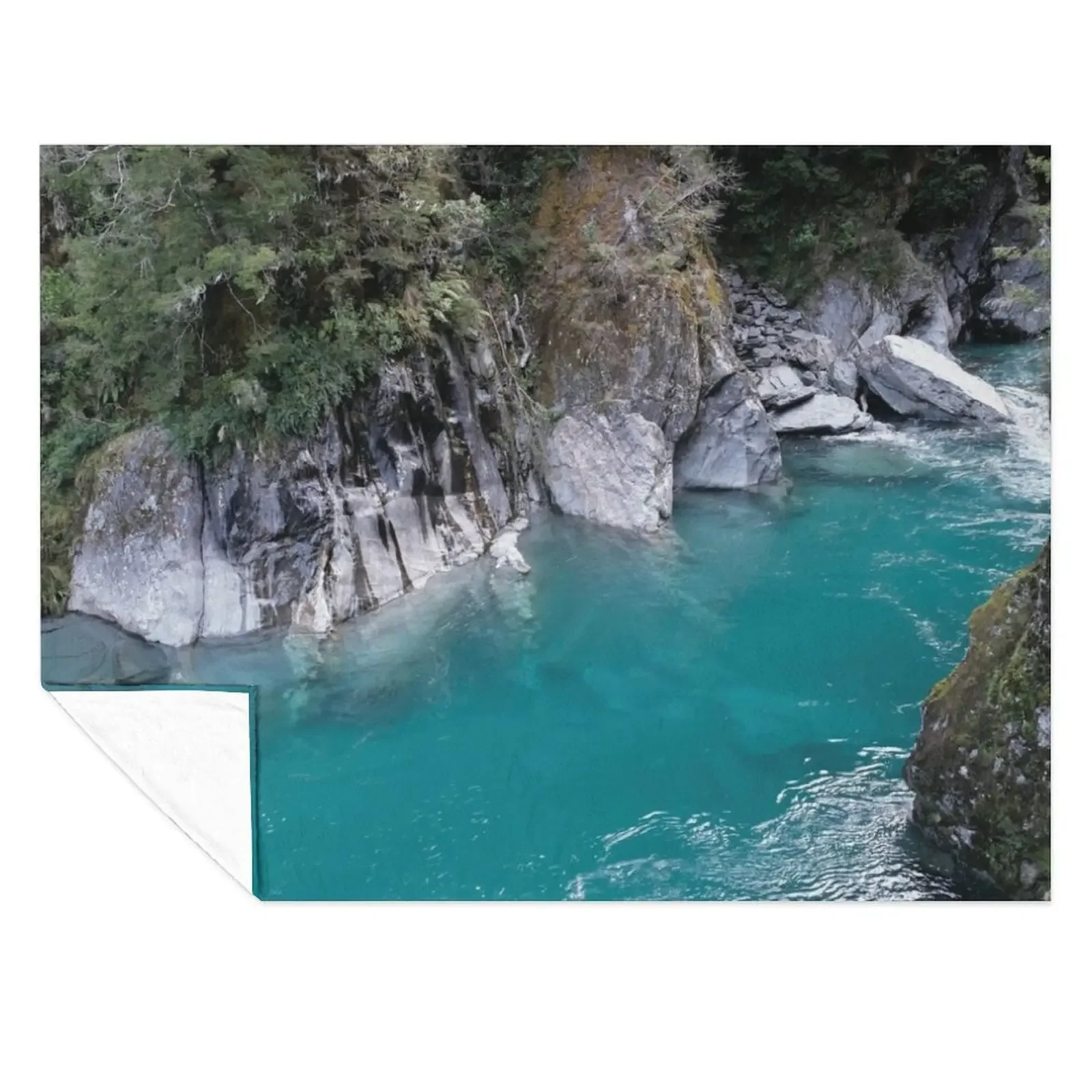 

New Zealand blue pools Throw Blanket Picnic Soft Plush Plaid manga Plaid on the sofa Blankets