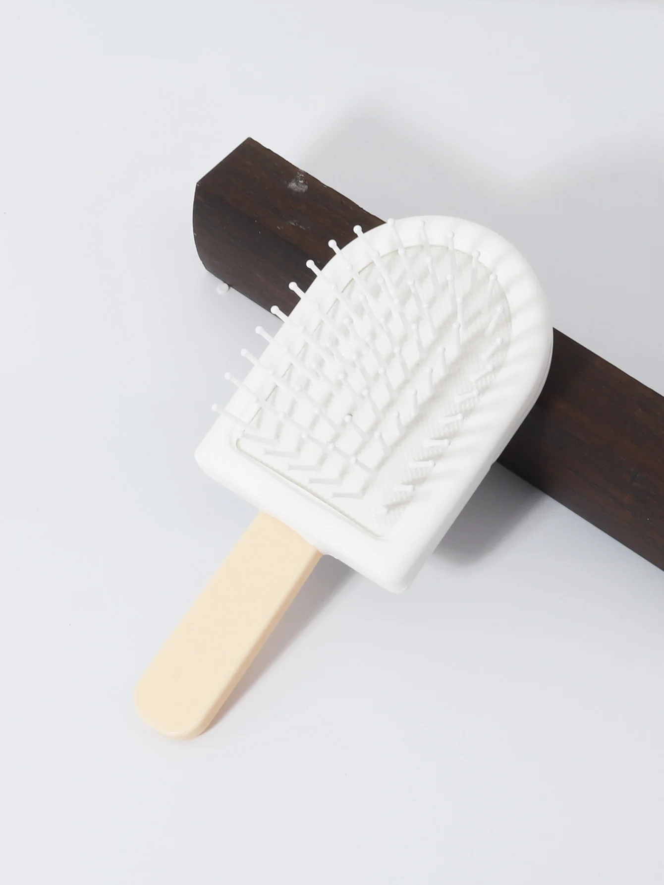 1 ice cream shaped new mini air cushion brush anti-static cartoon scalp massage comb,Special for real hair wigs