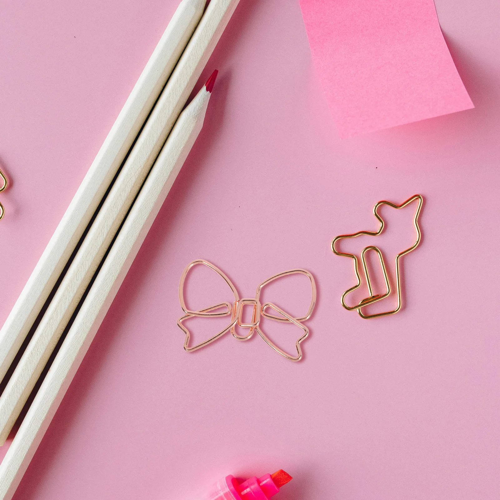 

30Pcs Bowknot Paper Clips Creative Metal Unique Shape Document Organizer Clips Office School Home Cute Desk Accessories