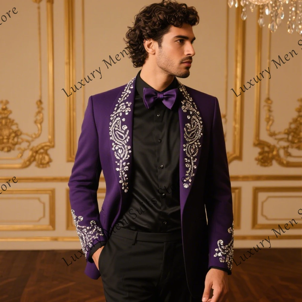 

Elegant Applique Men Suits 2 Pieces Shawl Collar Wedding Tuxedos Groom Outfits Customized Blazer Pants jaqueta masculina couro