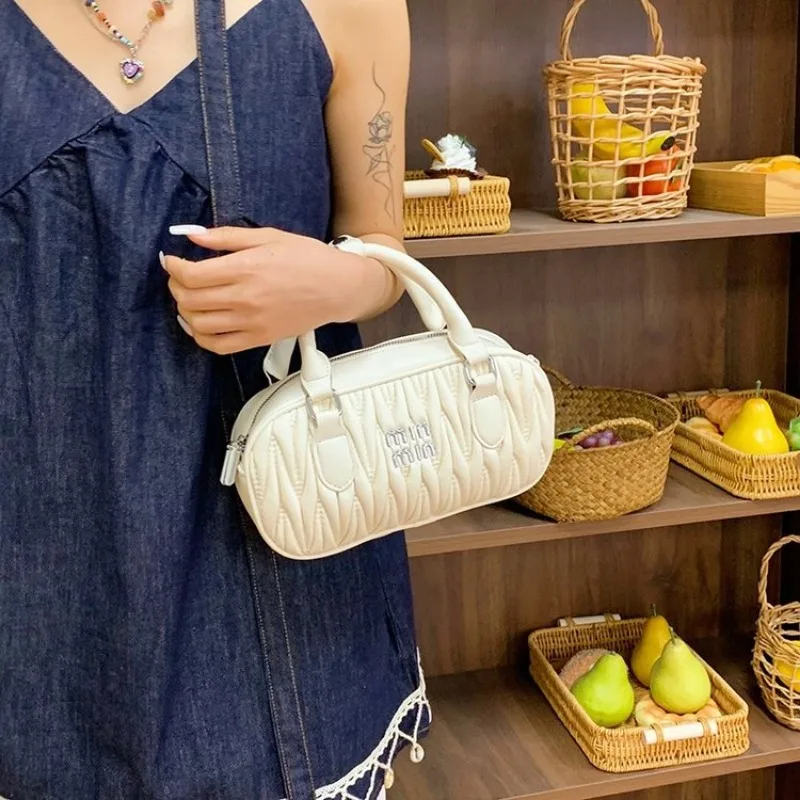 Commuter Essential Diaper Bag For Women Leather Crossbody Bag Luxury Vintage Tote Minimalist Designer Large Capacity