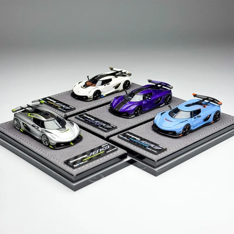 1:64 Attack Four Color Limited Edition Resin Miniature Simulation Car Model, Room Decorative Item, Gift for Friends