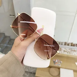 New Metal Large Frame Square Sunglasses Women Brand Designer Fashion Sun Glasses Men Outdoor Driving Eyewear UV400 Oculos De Sol