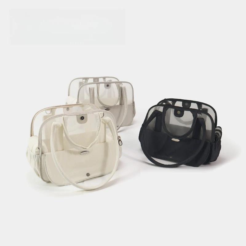 Pet outing bag, small dog, universal in all seasons, portable and breathable one-shoulder portable dog bag, large-capacity cat