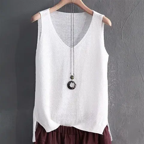 เสื้อกล้ามผู้หญิงสีพื้น ดีไซน์สายสีเข้าชุด ใส่เป็นเสื้อซับในหรือเสื้อคลุมได้ เหมาะสำหรับใส่ทำงานหรือใส่เที่ยวช่วงฤดูร้อน