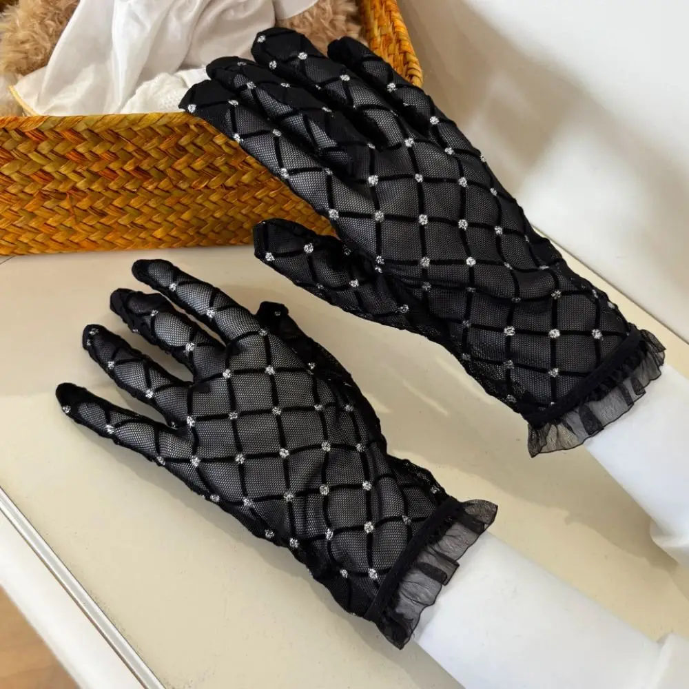 

Fashion Sexy Lace Rhinestone Gloves Breathable Mesh Sunscreen Gloves Elegant Mittens Women