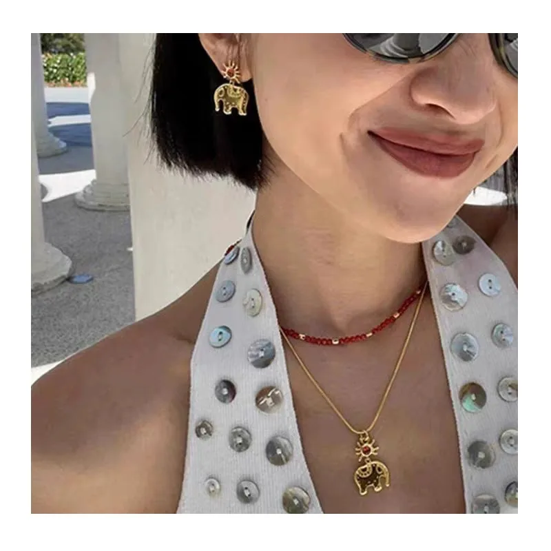 

Wu Xi Is Born with The Same Style As The Sun, The Small Auspicious Elephant Necklace Pendant, Light Luxury Design Sense, Fashion