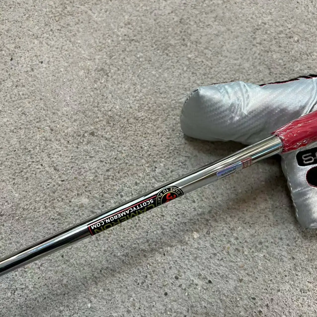 مدرب وضع الجولف الدقيق، مضرب شفرة على الطراز القديم للرجال، لفة متسقة ومحاذاة دقيقة