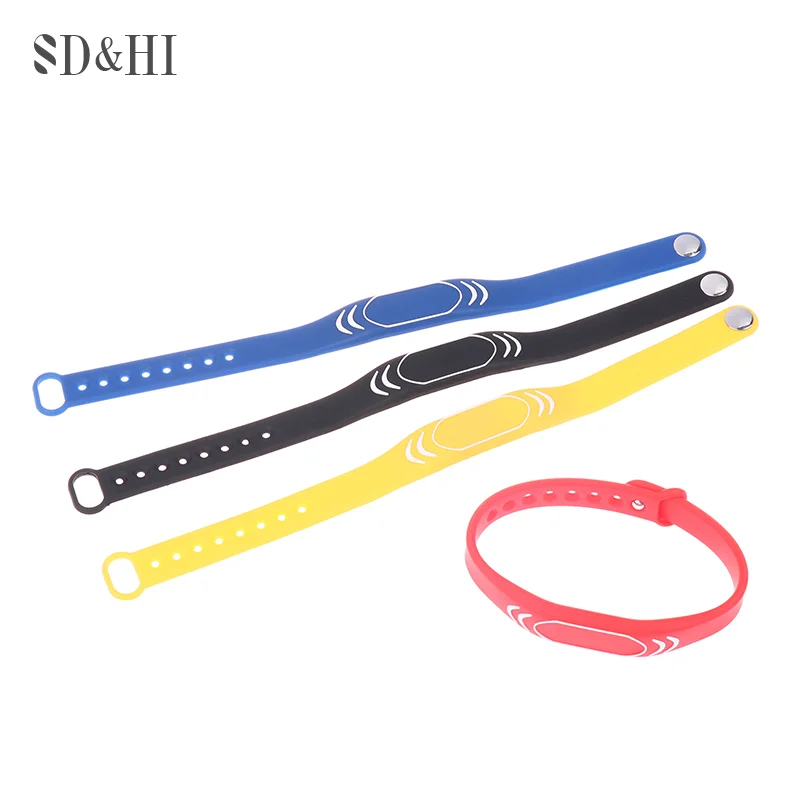 

1PC RFID NFC Bracelet Wrist Band Bracelet Tag Access Control Card 125KHz ID IC Adjustable Waterproof Wristband