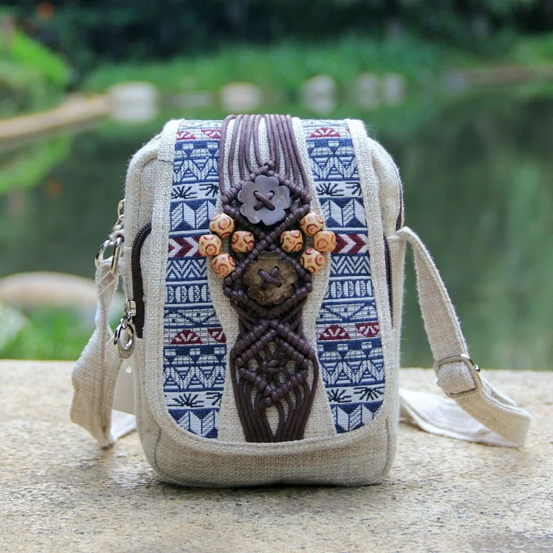 

2025 New Hot Selling Mini Crossbody Bag Casual Vertical Small Square Bag Hand Woven Mobile Wallet Purses and Handbags
