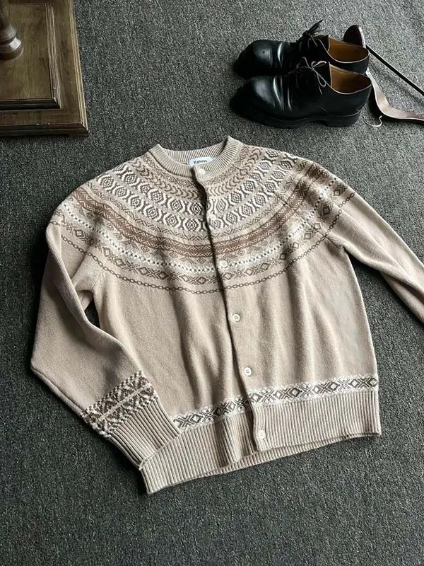 

Свободный вязаный свитер для мужчин в корейском стиле, повседневный, для ранней осени, парный образ, кардиган-пальто, мягкая ткань, длинный...