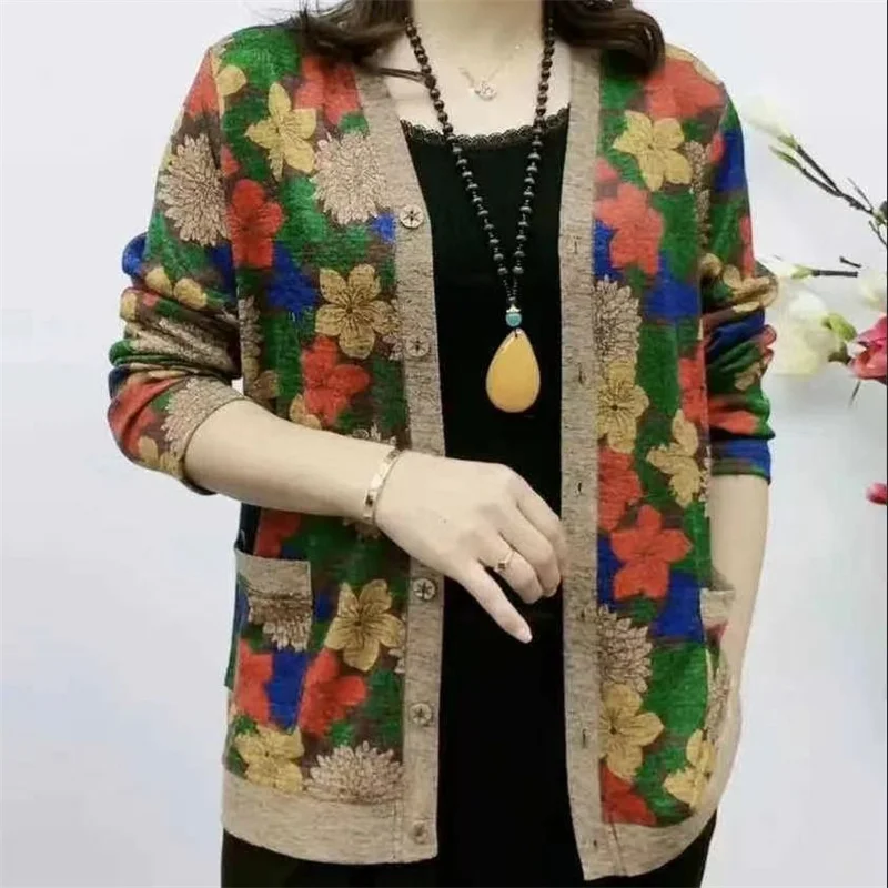 Loose Vintage Floral Print Casual Women V-Neck Pocket Sweater Jacket Elegant Button Cardigan Coat Female Autumn Winter Clothing